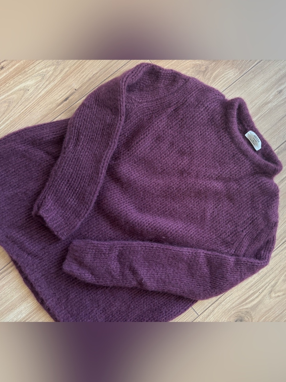 Burgundy Aritzia Cashmere sweater